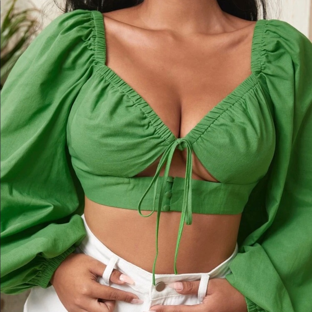 SHEIN Plus Lantern Sleeve Tie Front Crop Top